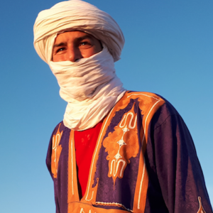 guide mohamad trek yoga dans le desert au maroc